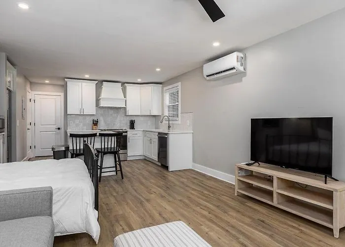24-Guest Retreat The Nomad: Studio X2 1Br X4 Nashville