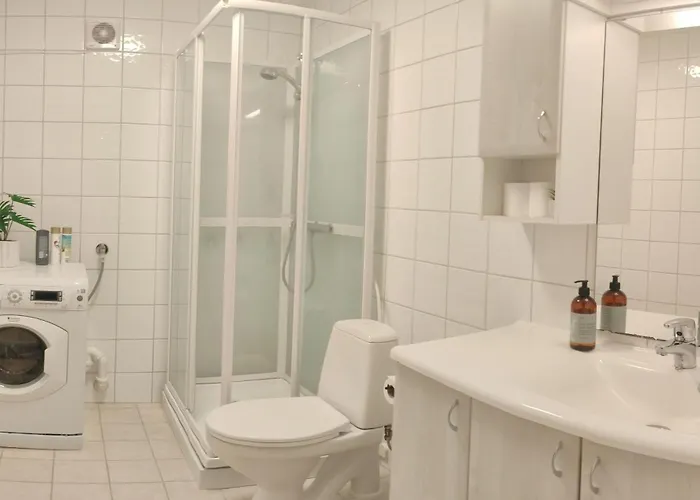 Apartment - Free Parking - Outside Area - Private - Close To Nature - Self Check In Tromsø