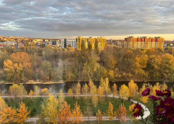 Квартира Біля Річки В Центрі Lutsʼk