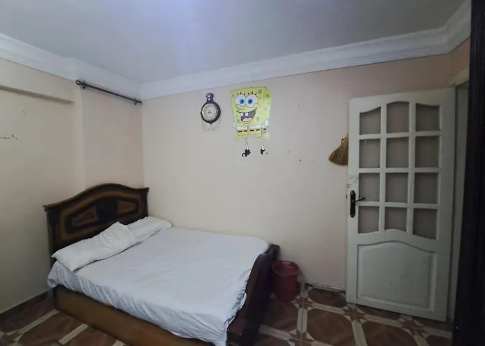 شقة مفروشة ثلاث غرف لك وحدك قريبة من البحر Alexandria