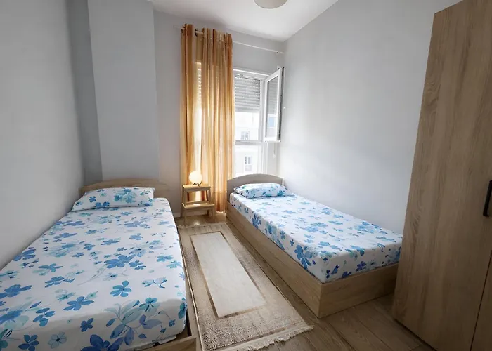 Regency Apartament Univers City Near Tirana Mother Teresa Airport & 10 Min From City Centre