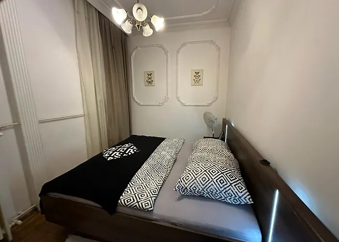 Apartment And Rooms Heart Of The City Budapest