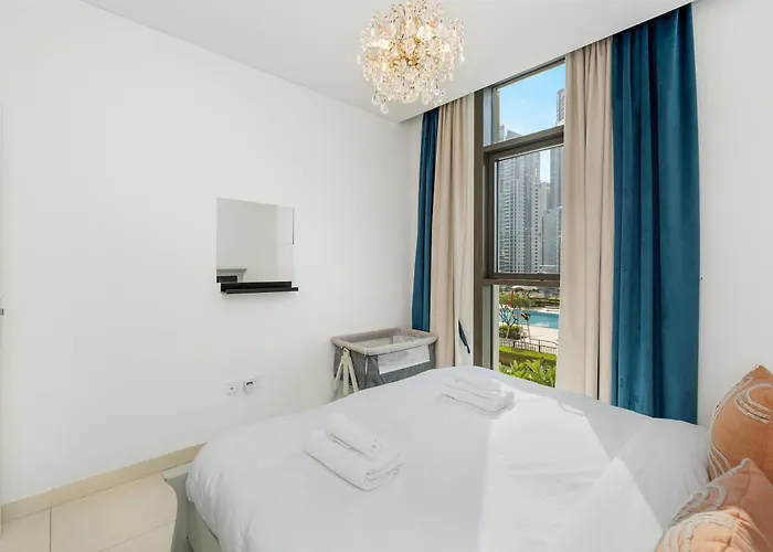Ferienwohnung Burj Crown Luxury 2Br W Balcony & Pool View 8Th Floor Dubai