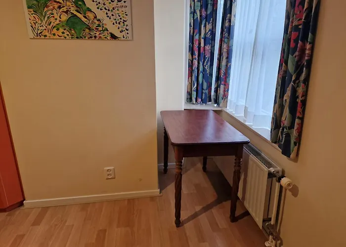 Ruim 4-Persoons Appartement Park Loverendale 18 Domburg