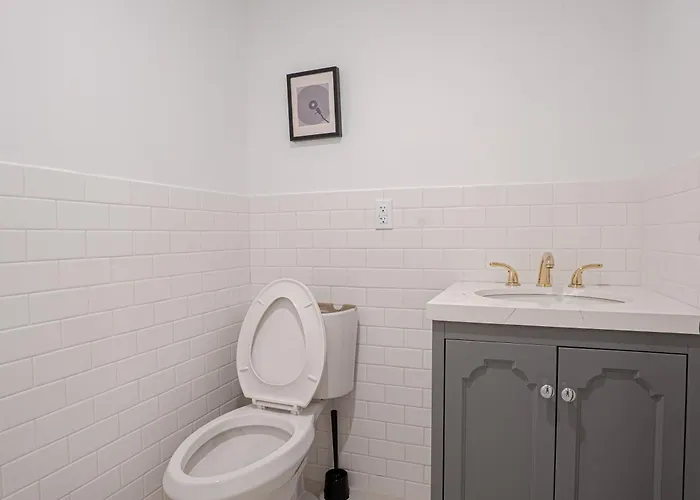 Ferienwohnung Stylish 2Bd Brooklyn Retreat With Backyard & Basement New York