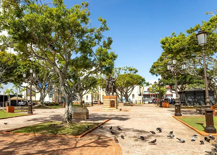 Aqua Terrazas Studio 7 - Beachfront Getaway With King Bed & Pool Dorado