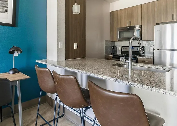 Landing Beautiful 1Bd Gym Houston