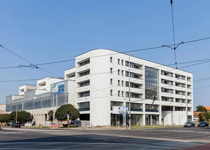 Rebany Apartman 2 Central Location Debrecen