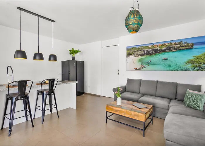 Goudhaen Luxury Private Apartments Jan Thiel Beach