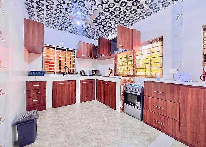 Villa De Chez Nous North Legon