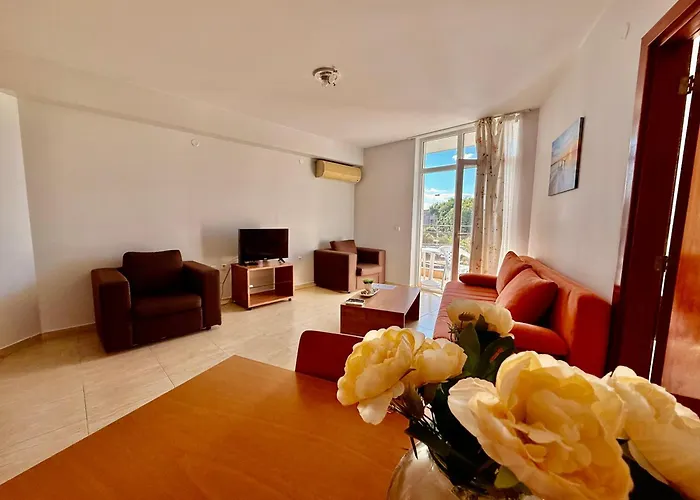 Two-Bed Flat In Sunny Beach With Pool View
