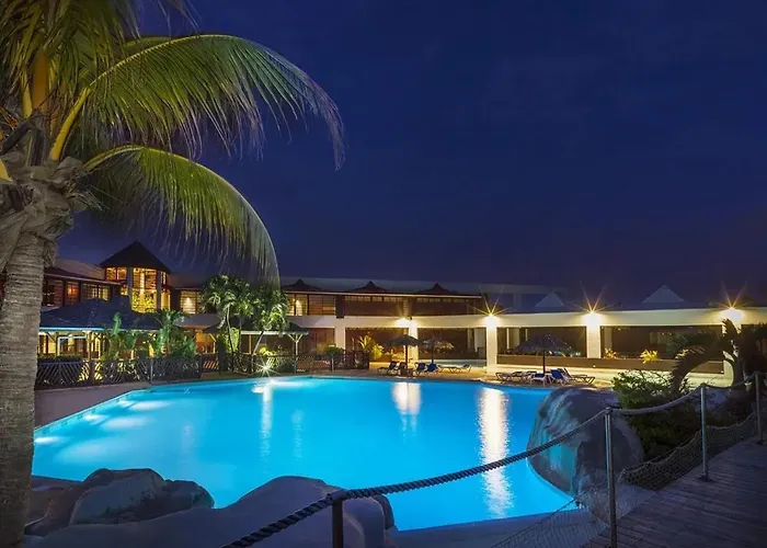 Studio Charmant Avec Piscine A Saint-Francois - 25 M²