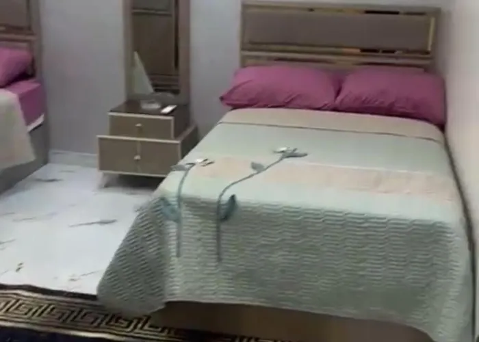 شقة للايجار 280متر 4 غرف 3 حمام منهم غرفة ماستر بالحمام وصاله كبيرة Kairo
