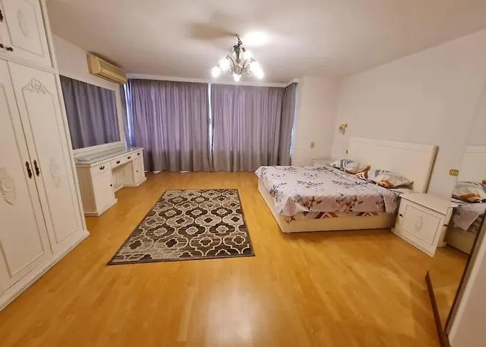 Ferienwohnung شقه فاخره 230 م علي النيل Kairo