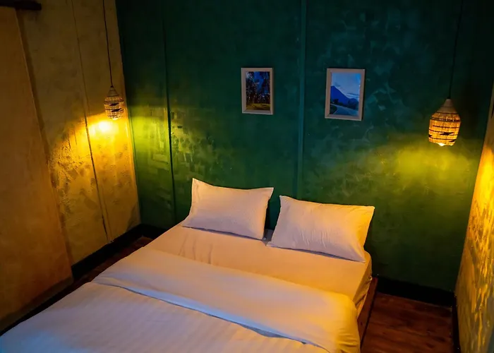 Khaya Nzuri Romantic Hilltop Cabin With Virunga Views Ruhengeri