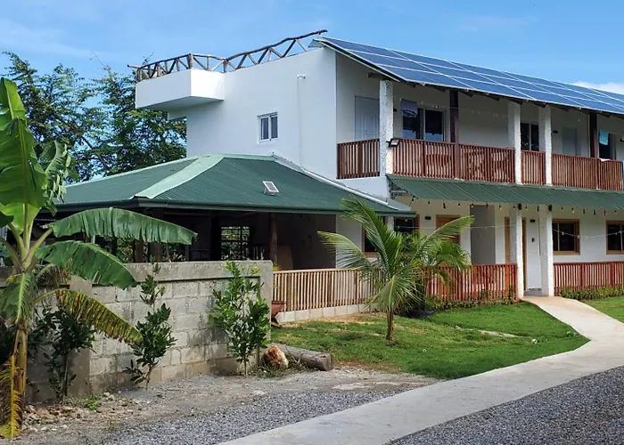 Dani'S Guesthouse Las Galeras
