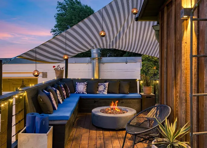 Villa Chic La Hideaway W Soaking Tub Firepit Lounge Tranquil Backyard Los Angeles