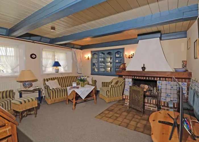 Holiday Apartment In Sylt With 2 Bedrooms