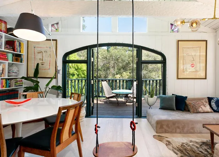Villa Chic La Hideaway W Soaking Tub Firepit Lounge Tranquil Backyard Los Angeles