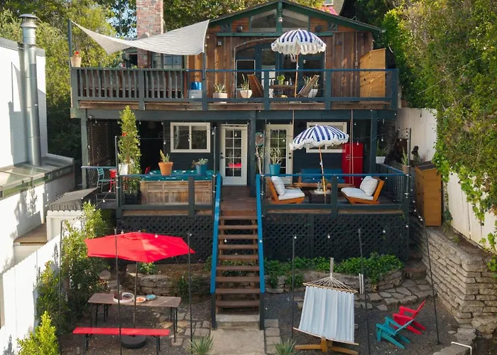 Villa Chic La Hideaway W Soaking Tub Firepit Lounge Tranquil Backyard Los Angeles