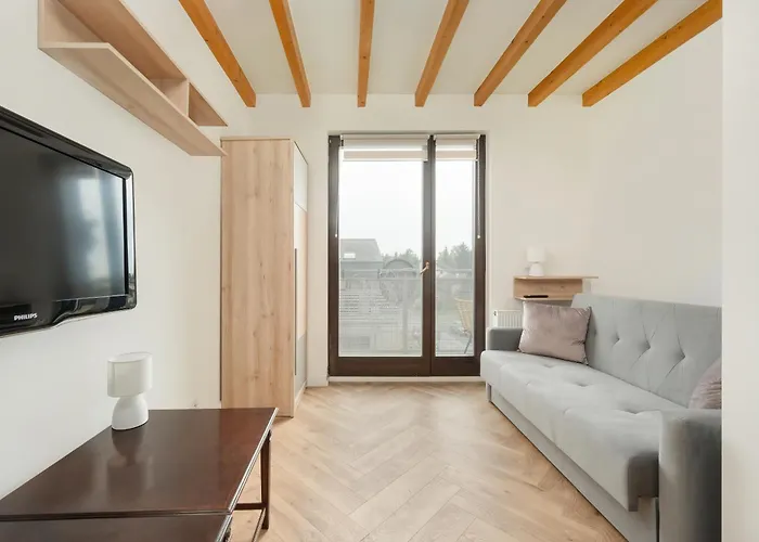 Spacious Apartment For 11 With 5 Bedrooms In Wroclaw By Noclegi Renters