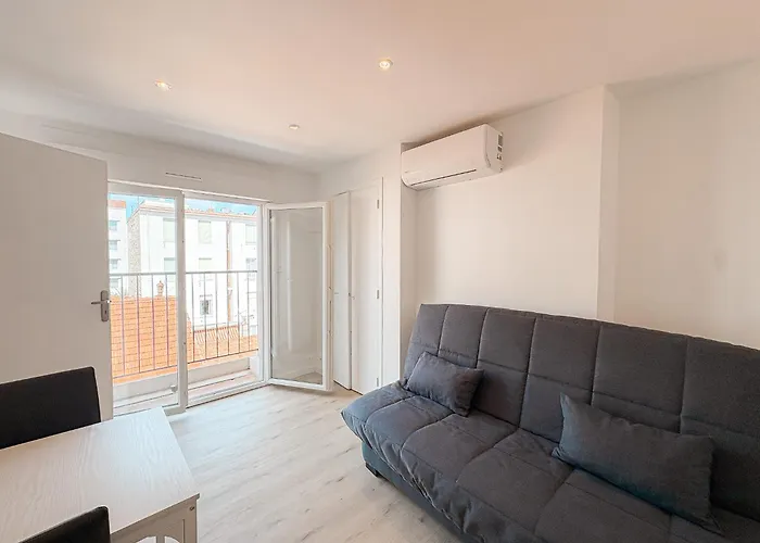 285G Studio 5Mn Palais Cannes
