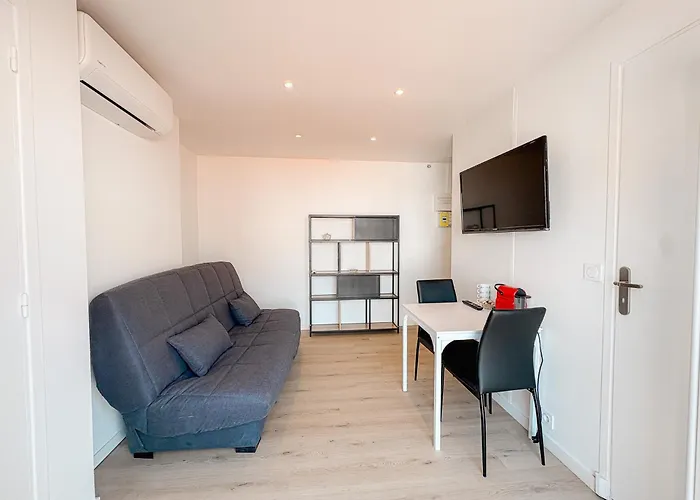 285G Studio 5Mn Palais Cannes