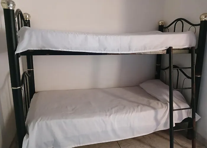 Los Lirios Gardes 2 Pehuajó