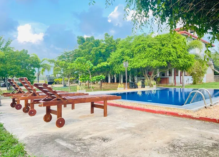 A Hotel Yala Kirinda 