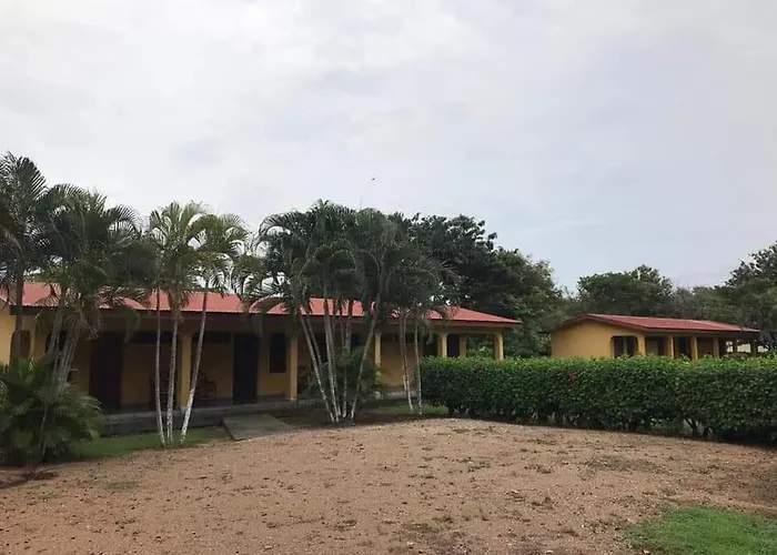 Hotel El Paraje Santa Cruz 