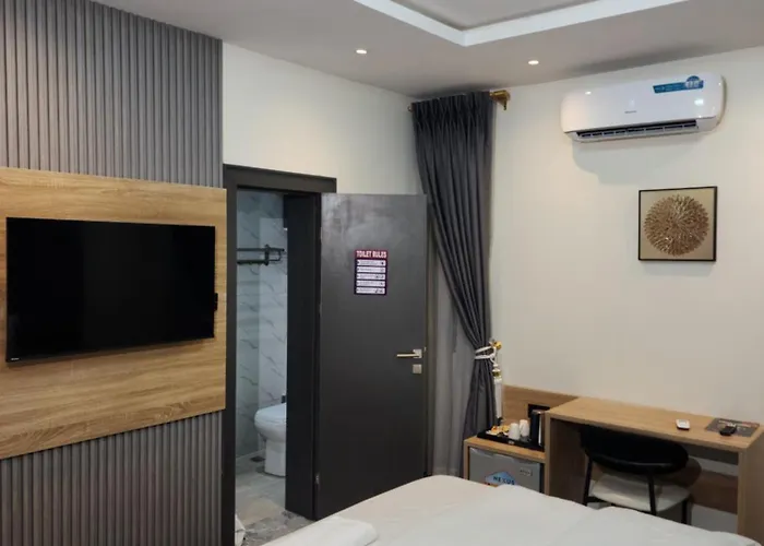 Hotel The Adeza Ife