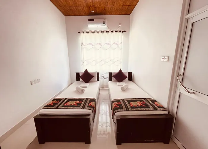 A Hotel Yala Kirinda 