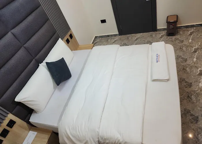 Hotel The Adeza Ife