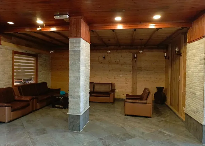Edward V Hotel - Maameltein, Jounieh
