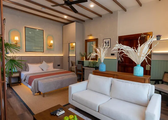 Hotel Mikayla Cove Negombo