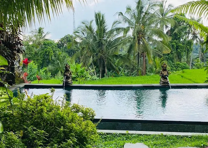 Nia Cahya Ubud Villa Tegallalang 