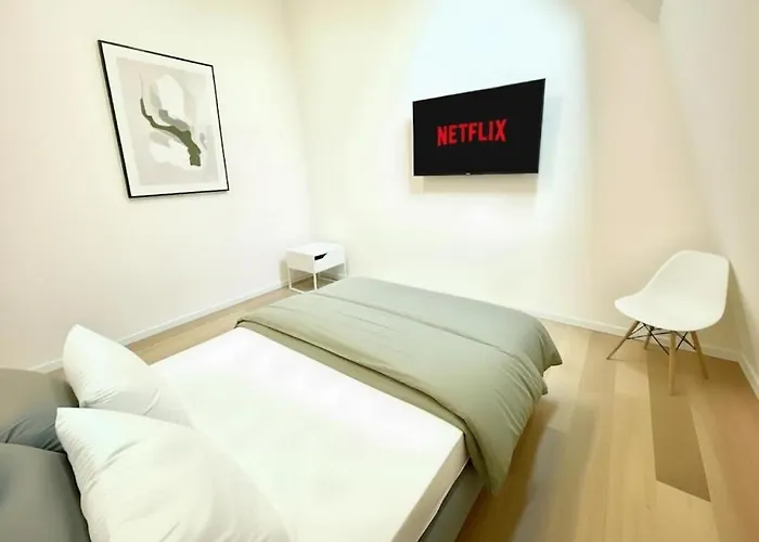 Rooms At Universite Libre De Bruxelles