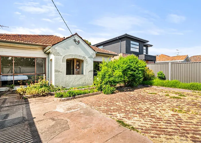 Pascoe Vale Stay With 2Br Home With Parking & Yard Melbourne City