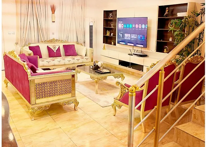 A Room Upstairs In A 4 Bedroom Shared Apartment Lekki