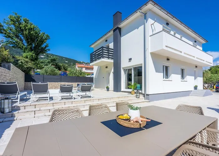 Holiday Home Villa Velvet By Interhome Baška