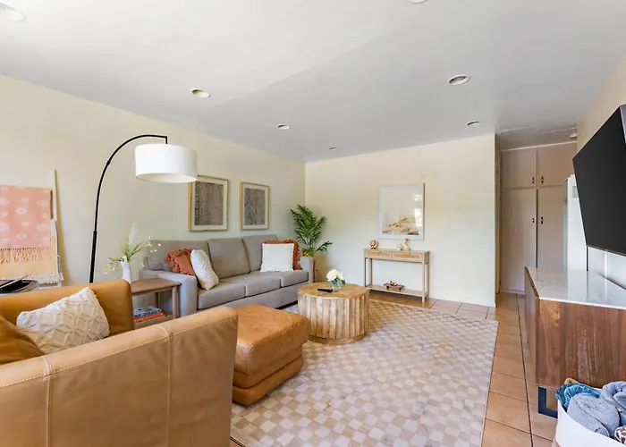 Light & Airy By Coastline Vacation Rentals San Diego