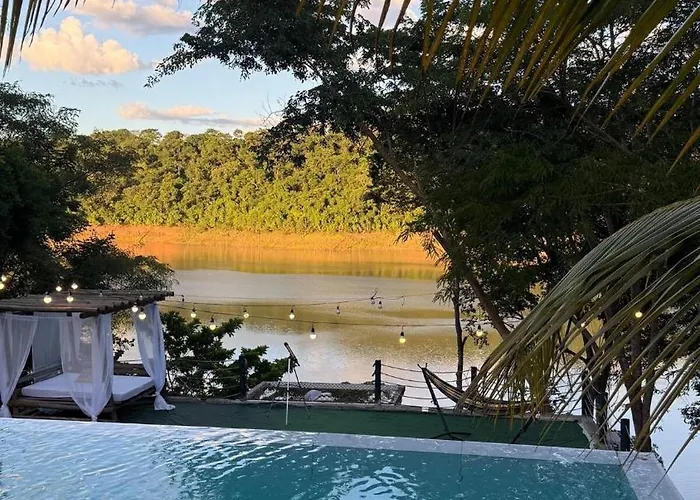 Chacara No Lago Corumba Em Caldas Novas 6 Suites