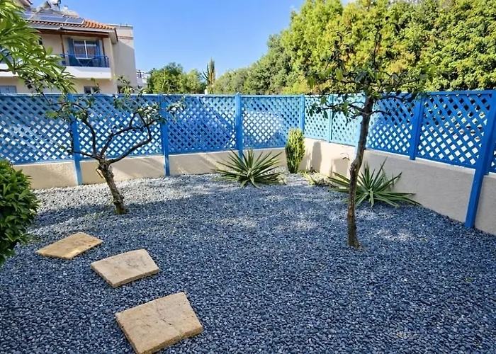 Paphos Service Hostel