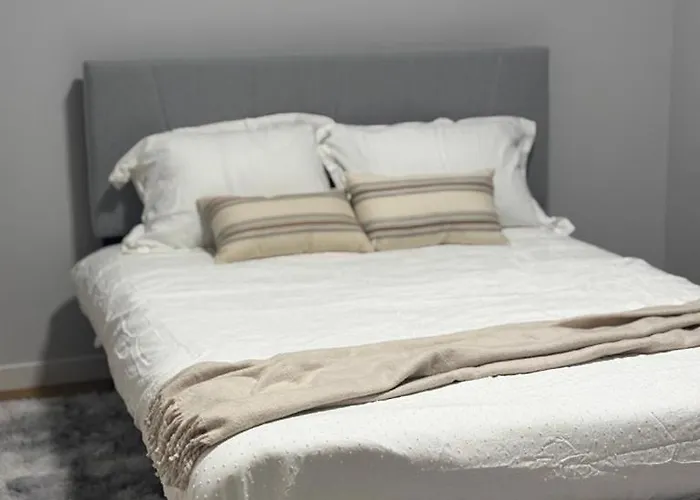 Cozy 1Bedroom Mainfloor YYC