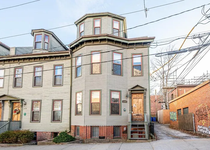 Villa Luxury Boutique Townhouse In The Heart Of Halifax