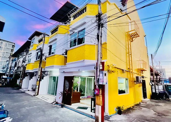 Aparthotel Farang House Pattaya