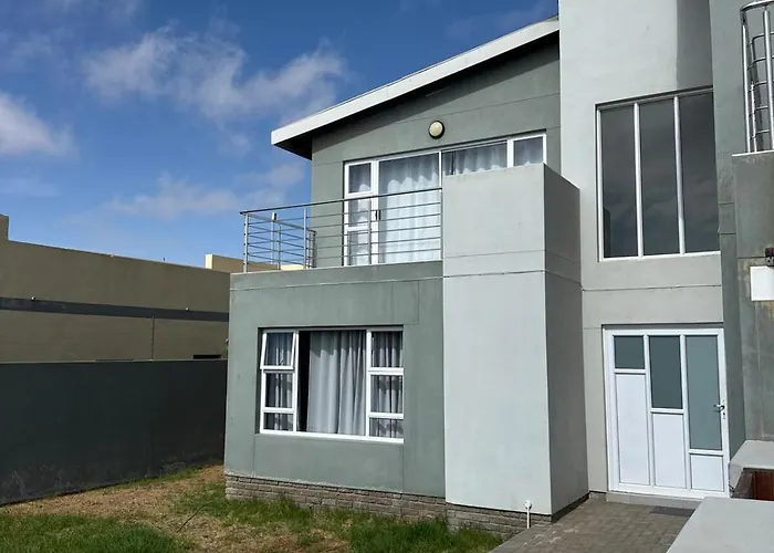 5 Bedroom House In Ocean View Swakopmund