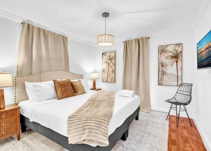 Villa 2 King Beds, FREE Parking&Internet in Miami