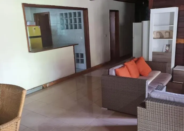 Relax With The Whole Family In This Accommodation Belas