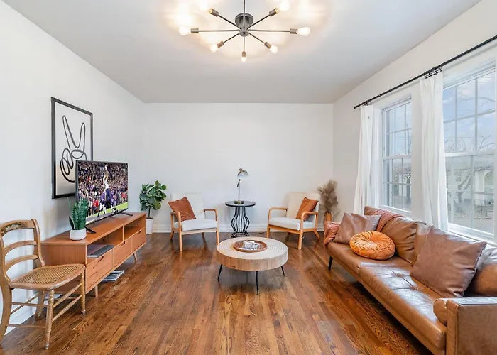 Flow - Sleeps 8 - Mins To Broadway And Germantown Nashville